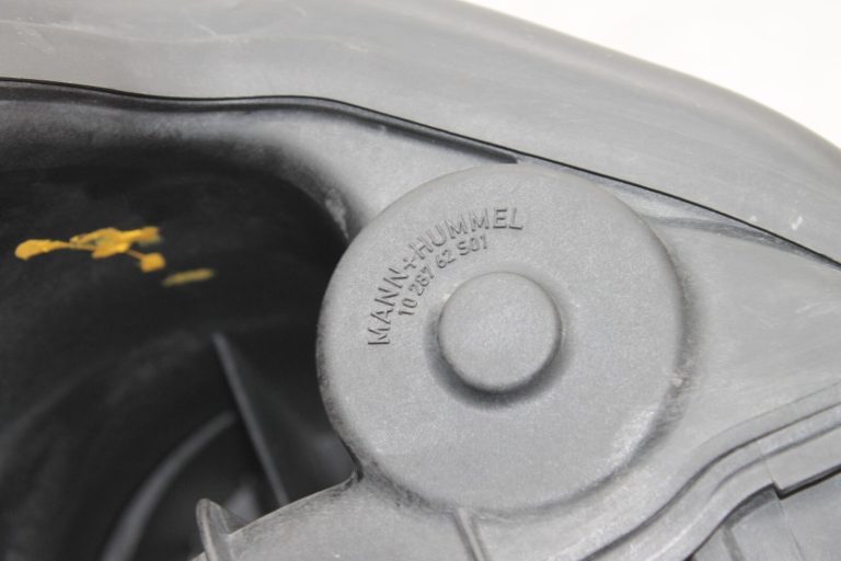 Oriģināls Toyota Avensis T27 1.8 2ZR-FAE ieplūdes kolektors 171200T041, 1712037011