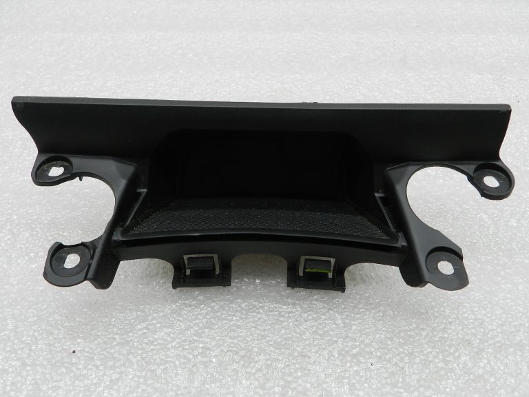 Chevrolet Captiva oriģinālais centrālās konsoles nodalījums 20990080