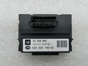 OPEL Astra H Zafira B Piekabes sakabes vadības bloks GM 24453850