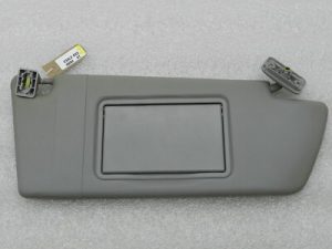 Opel Zafira B oriģinālais saules aizsarglīdzeklis labajā pusē 13234249