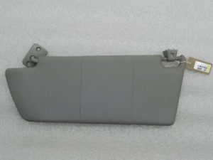 Opel Zafira B oriģinālais saules aizsarglīdzeklis kreisajā pusē 13234248