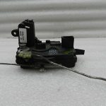 Opel Zafira B Oriģinālā durvju slēdzene priekšā pa kreisi 13220371