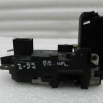 Opel Zafira B Oriģinālā durvju slēdzene priekšā pa kreisi 13220371