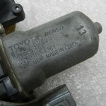 Toyota Avensis T27 Oriģinālais logu regulators priekšējais kreisais