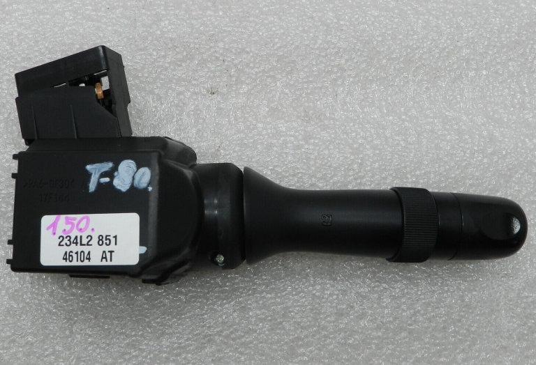 Toyota Avensis T27 Oriģinālais tīrītāju slēdzis 8465205190