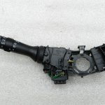 Toyota Avensis T27 oriģinālais indikatoru slēdzis stūres kolonnas slēdzis 8414005190