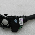 Toyota Avensis T27 oriģinālais indikatoru slēdzis stūres kolonnas slēdzis 8414005190