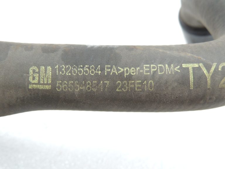 Opel Meriva B 1.3CDTi dzesēšanas šķidruma šļūtene dzesēšanas šķidruma caurule 13265584