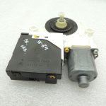 VW Tiguan 5N Logu regulatora motora durvju vadības bloks priekšējais labais 5N0959702E