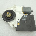 VW Tiguan 5N Logu regulatora motora durvju vadības bloks priekšējais kreisais 5N0959701E