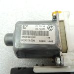 VW Tiguan 5N Logu regulatora motora durvju vadības bloks priekšējais kreisais 5N0959701E