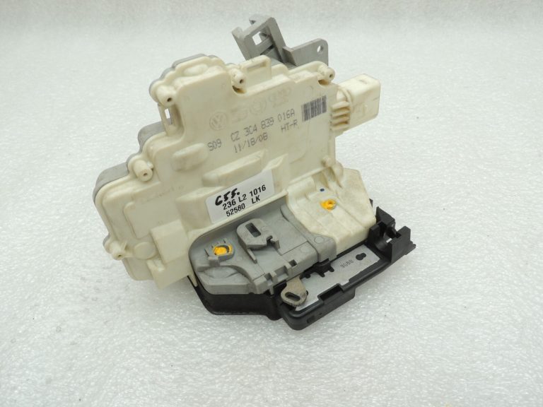 VW Tiguan 5N Passat B6 B7 B7 Aizmugures labās puses durvju slēdzene 3C4839016A