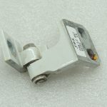 Alfa Romeo Giulietta 940 296 BIANCO GHIACCIO Kreisais apakšējais durvju šarnīrs 50525348