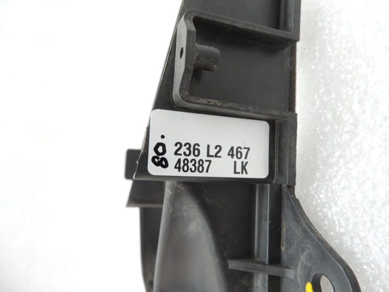 Alfa Romeo Giulietta 940 sildītāja kastes paneļi gaisa kondicioniera kastes vāks 51911054
