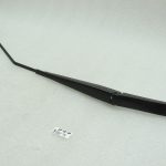 Alfa Romeo Giulietta 940 Priekšējā labā stikla tīrītāja roka 50509404 Stikla tīrītāja roka labajā pusē