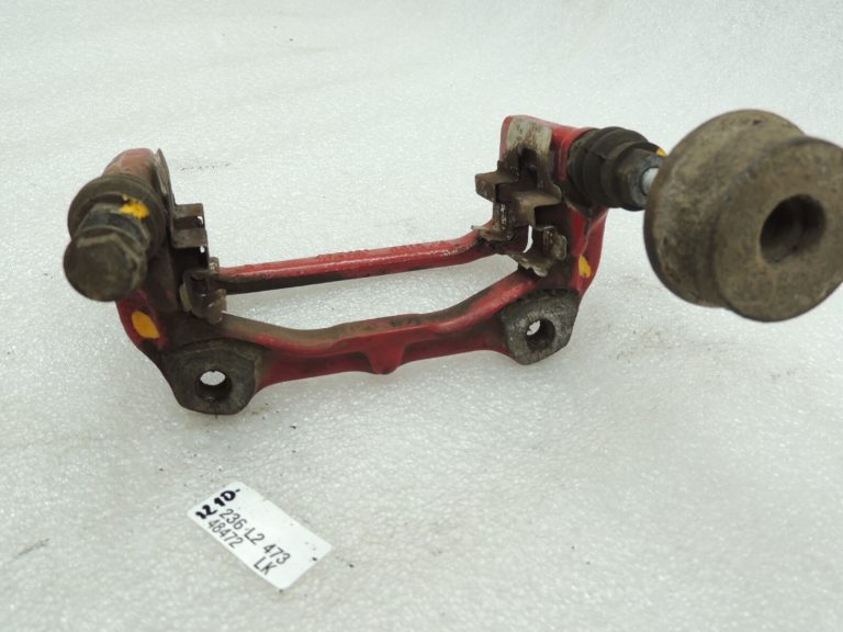 Alfa Romeo Giulietta 940 Aizmugurējais kreisais labais bremžu suporta kronšteins 77364524