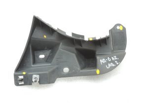 Alfa Romeo Giulietta 940 Aizmugurējā bampera kronšteins Labais 50516051 50513487