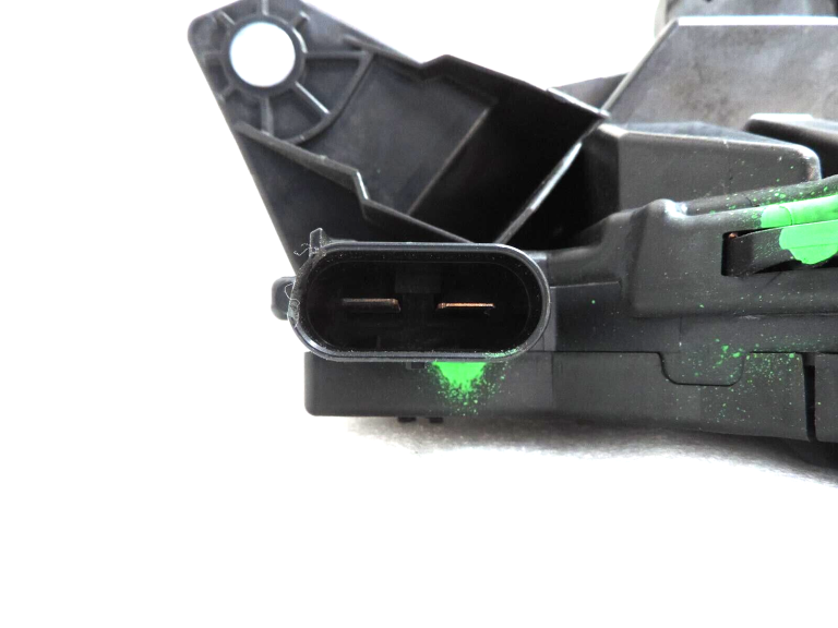 Mercedes W205 drošinātāju kārba drošinātāju termināla vadības bloks A2055402150