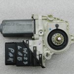 VW Touran 1T Logu regulatora motors Aizmugurējā loga labā puse