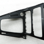 Ford Focus III oriģināls centrālās konsoles rāmja apdares panelis