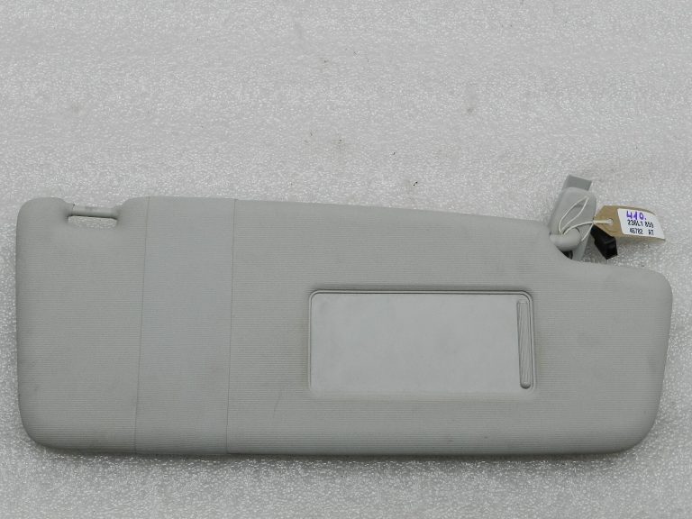 VW Touran oriģinālais saules aizsarglīdzeklis labajā pusē 1T0857551F