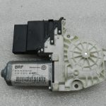 VW Touran 1T oriģināls aizmugurējā kreisā stikla motors 1k0959704b