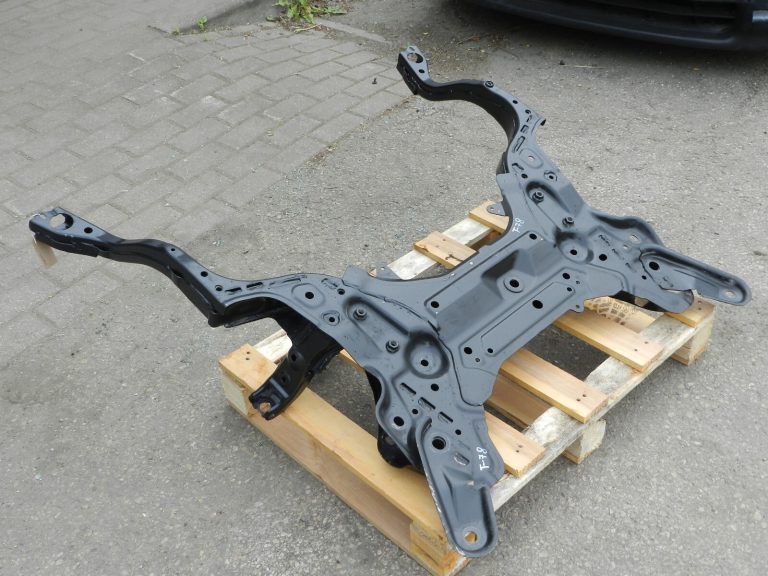 Toyota Yaris IV 1.5 HEV Ass balsts Ass balsta nesējs priekšējais 51201K0020