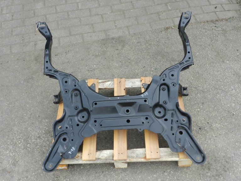 Toyota Yaris IV 1.5 HEV Ass balsts Ass balsta nesējs priekšējais 51201K0020