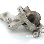 Renault Trafic III 1.6DCi Vivaro B Dzinēja stiprinājums pa labi 113752598R 93868345