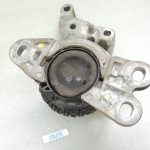 Renault Trafic III 1.6DCi Vivaro B Dzinēja stiprinājums pa labi 113752598R 93868345