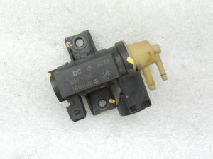 Renault Trafic III 1.6D 107kw Vivaro B Vakuuma vārsts Solenoīda vārsts 8200790180
