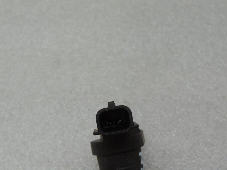 Renault Trafic III 1.6D 107kw kloķvārpstas sensors Impulsa sensors 8200885209
