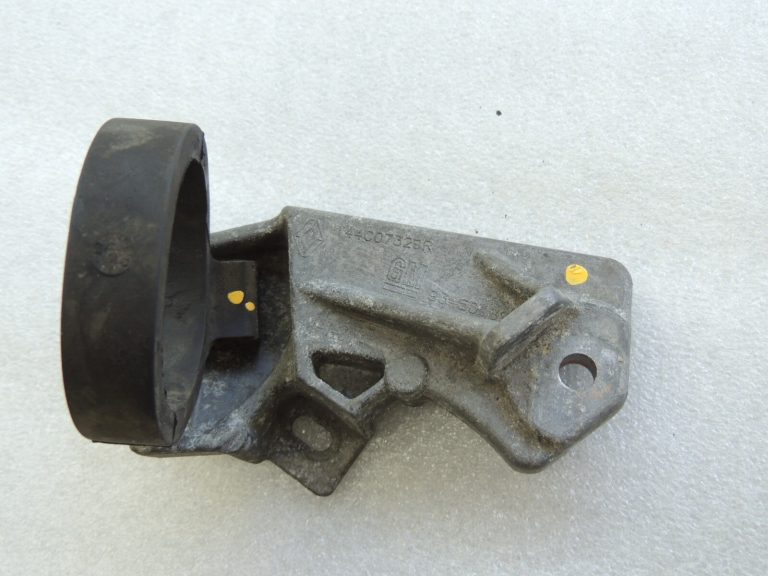 Renault Trafic III Vivaro B papildu ūdens sūkņa kronšteins 144C07329R 93450189
