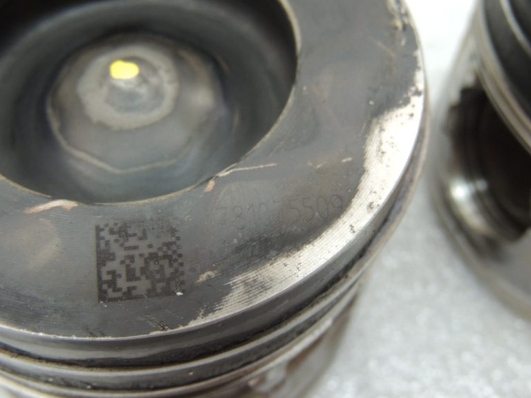 BMW F10 F10 F11 F20 E90 N47T N47D20C Dīzeļdzinēja virzuļa 11257810755 7810755