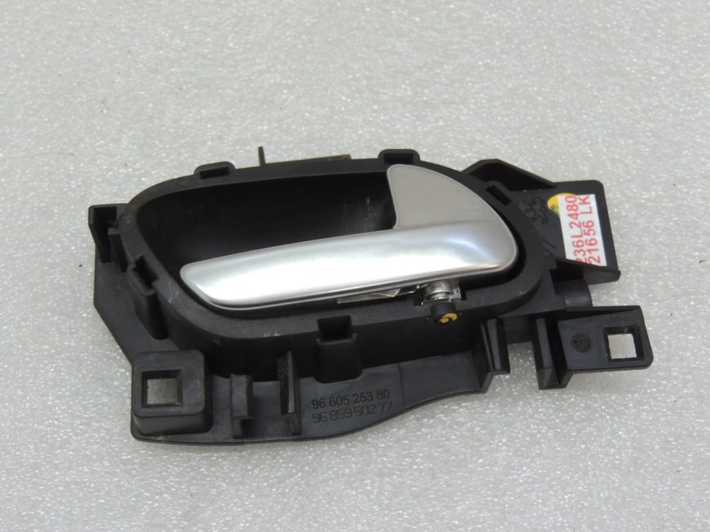 Peugeot 508 priekšējā aizmugurējā labā iekšdurvju rokturis 9144G4 9660525380 9685950277