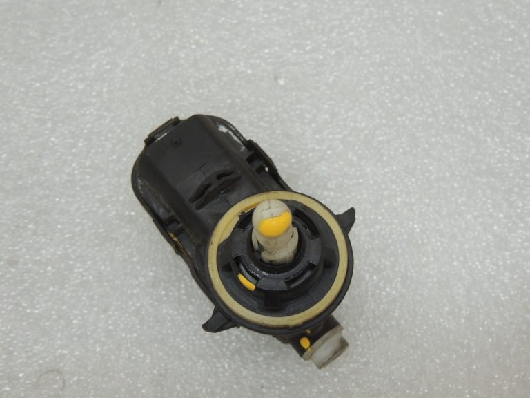 Peugeot 508 priekšējo lukturu servomotors priekšējo lukturu izlīdzināšanai 89056887 6224S7