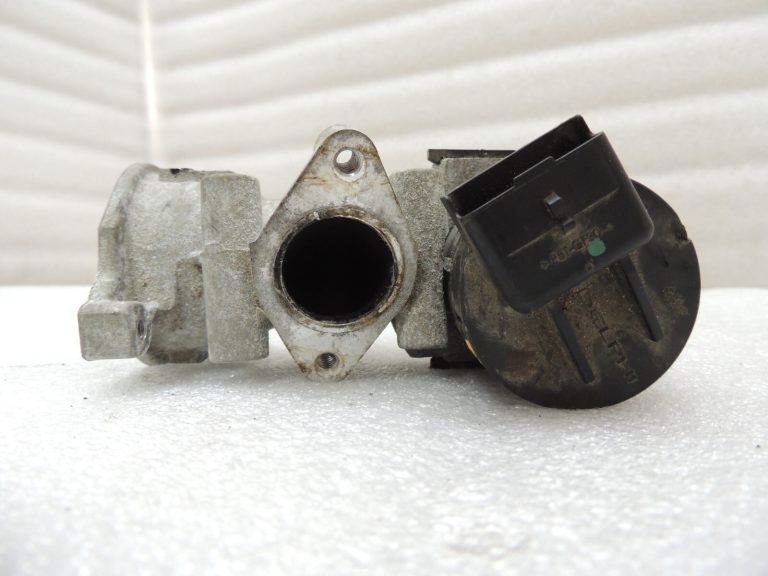Peugeot 508 2,0HDI EGR vārsts EGR 9681825280 Izplūdes gāzu recirkulācijas vārsts 1618GZ