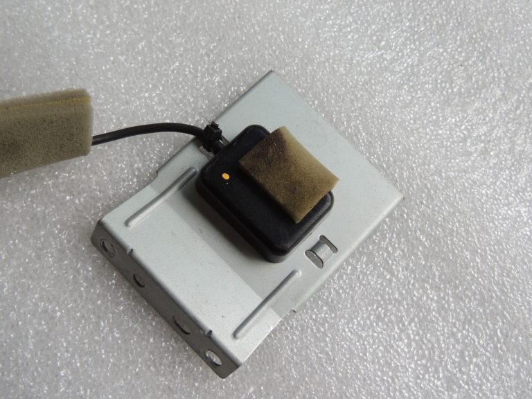 HONDA CR-V III GPS navigācijas antena GPS antena 39835-SWA-A02