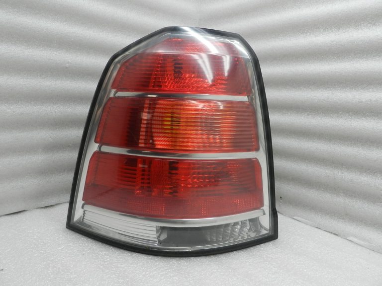 Opel Zafira B oriģināls aizmugurējais lukturis aizmugurējais kreisais 93183065