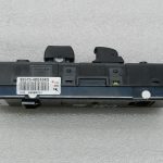 Kia Carnival oriģināls elektriskā loga slēdža durvju bloķēšanas poga 93575-4d510ks