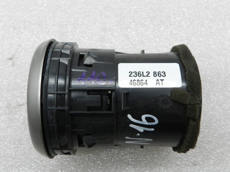 Nissan Qashqai oriģināls ventilācijas atveres kreisā 68760jd10a