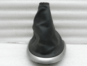 Nissan Qashqai oriģinālā pārnesumu pārslēgšanas poga ādas 96935JD000