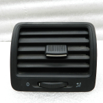 VW Golf V oriģinālā gaisa ventilācijas caurule labajā pusē 1K0819704D