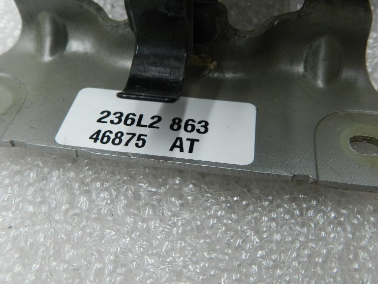 Nissan Qashqai oriģināls degvielas uzpildes vāks KY0 Diamond Silver Metallic G8830JD0M0