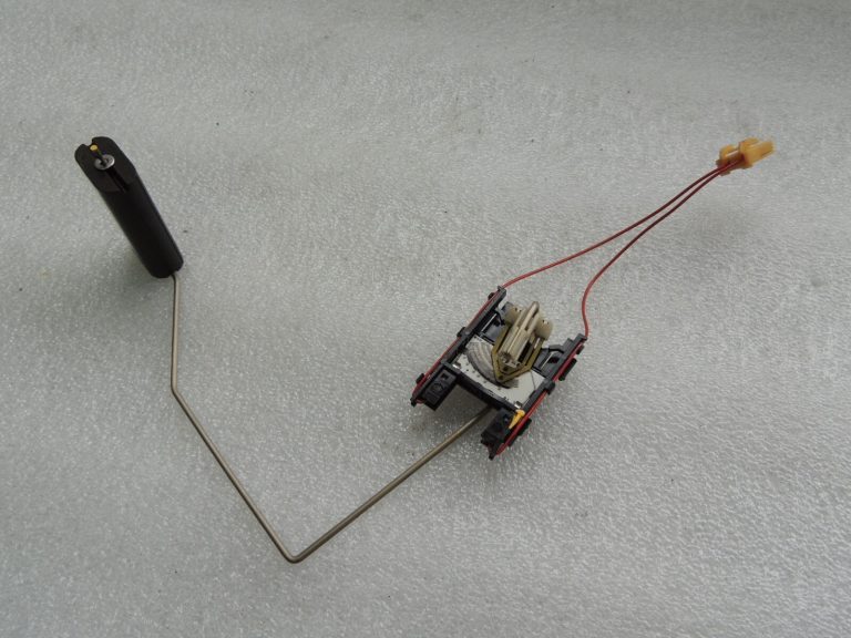 HONDA CR-V III 2.2 i-DTEC degvielas līmeņa sensors 17047-SWY-E01