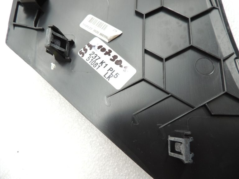 Seat Cupra Leon KL8 pārsegs centrālās konsoles apdare kreisā 5FB8630454PK