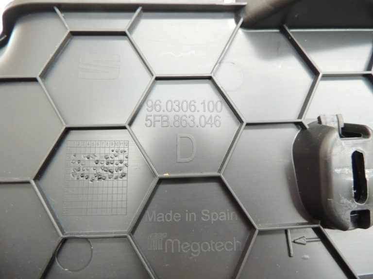 Seat Cupra Leon KL8 Pārsegs Centrālajai konsoles apdarei labajā pusē 5FB8630454PK 5FB8630454PK