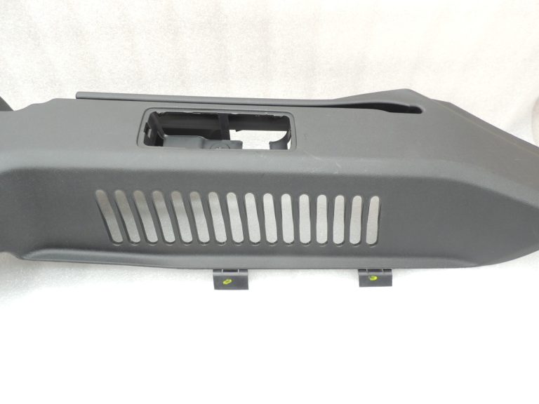 Seat Cupra Leon KL8 bagāžnieka pārsegs labajā pusē 5FE867762A4PK