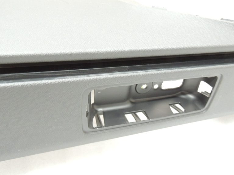 Seat Cupra Leon KL8 bagāžnieka pārsegs labajā pusē 5FE867762A4PK
