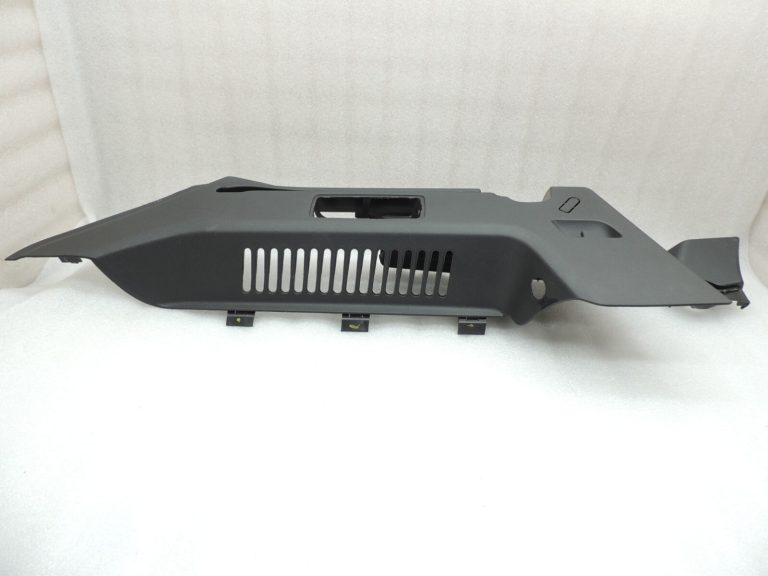 Seat Cupra Leon KL8 bagāžnieka kreisais vāks 5FE867761A4PK
